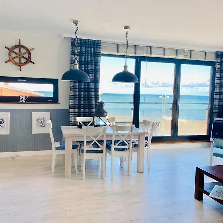 Blekitny Przy Latarni * ダルウォボ