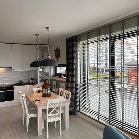 Apartment Blekitny Przy Latarni Darlowo
