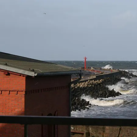 Apartment Blekitny Przy Latarni Darlowo