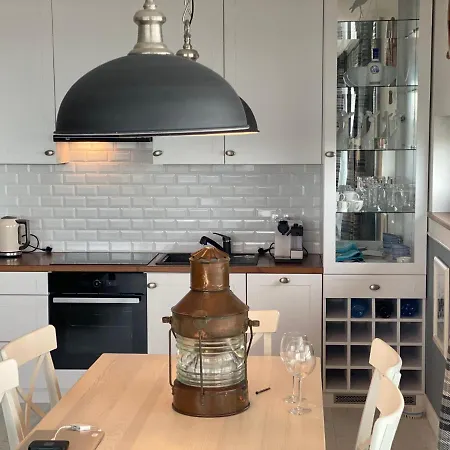 Blekitny Przy Latarni Apartment *