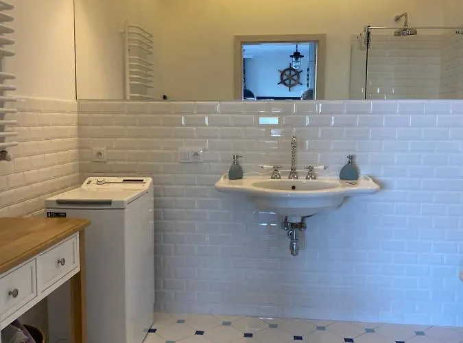 Blekitny Przy Latarni Apartment *